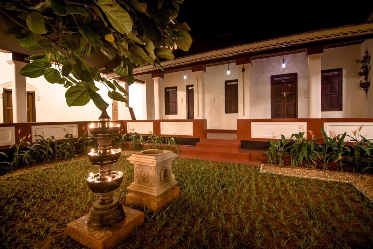 Flamingo Boutique Hotel & Ayurvedic Spa Mararikulam Exterior photo